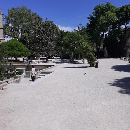 Studio Intra-Muros 5Mn Gare Centre Apartment Avignon Bagian luar foto